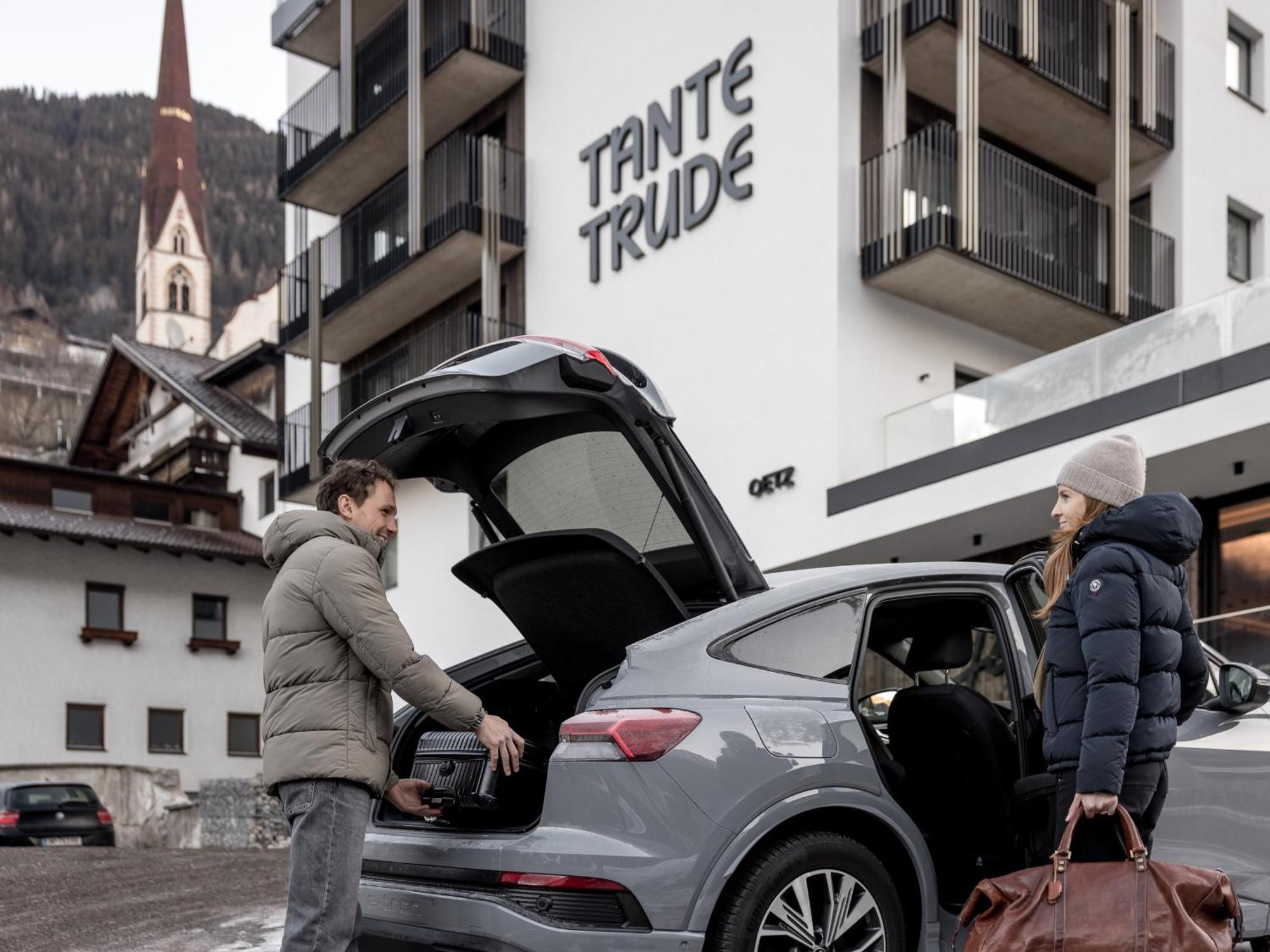 Aparthotel Tante Trude Oetz Buitenkant foto